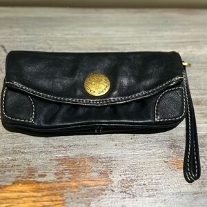 Marc by Marc Jacob’s Y2K vintage leather wristlet